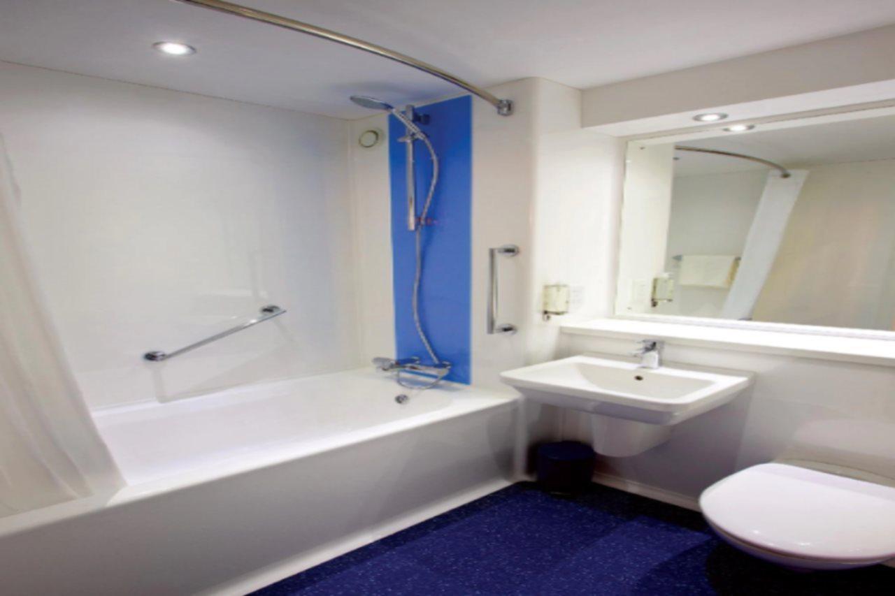 Travelodge Bracknell Luaran gambar